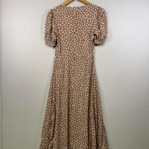 Petal + Pup Brown & White Puff Sleeve Midi Dress | US 4 - Picture 3 of 6